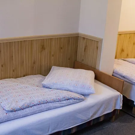 Couette-café Gosciniec Pod Fura 3*